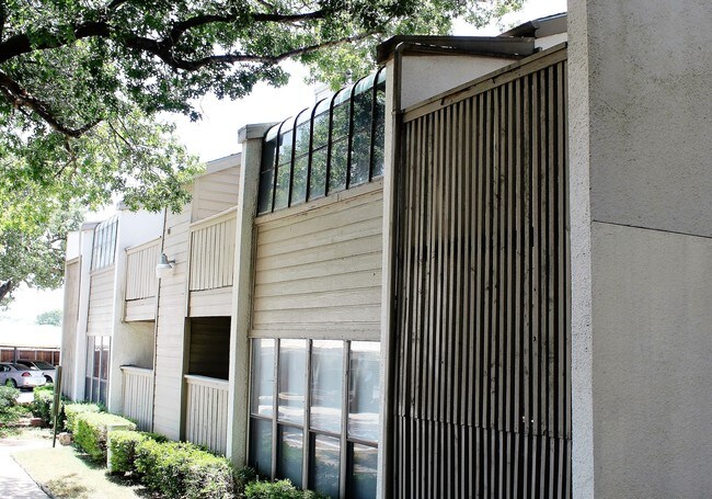 Photo - Trinity Meadows Condominiums