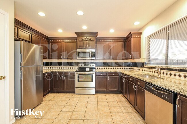 Photo - 15886 W Statler St