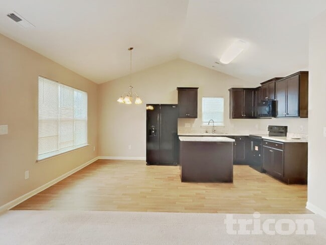 Photo - 219 Plains Dr