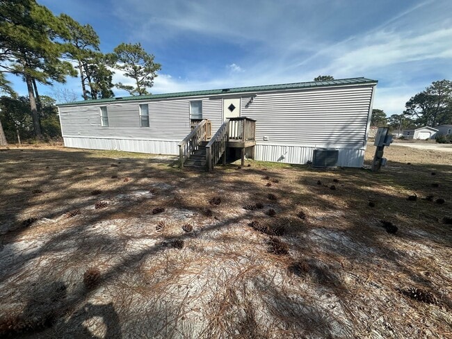 Photo - 119 N Kings St