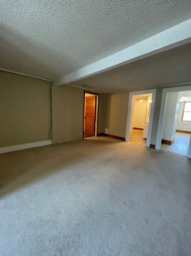 Photo - 1127 Market St Unit Apt 3