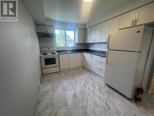 Photo - 222 Mortimer Ave