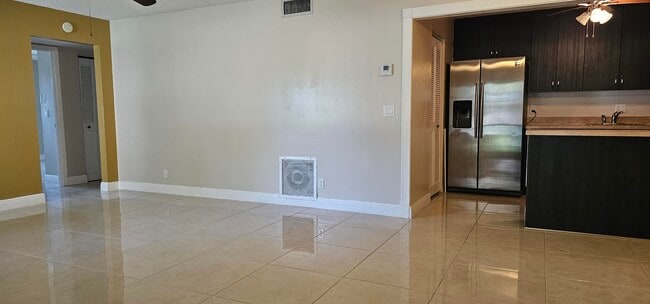 Photo - 4689 Sable Pine Cir Unit C2