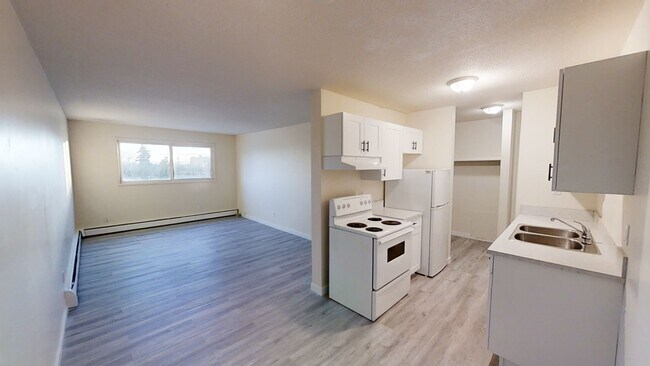 Photo - 9515-9100 100 Ave. Unit 302