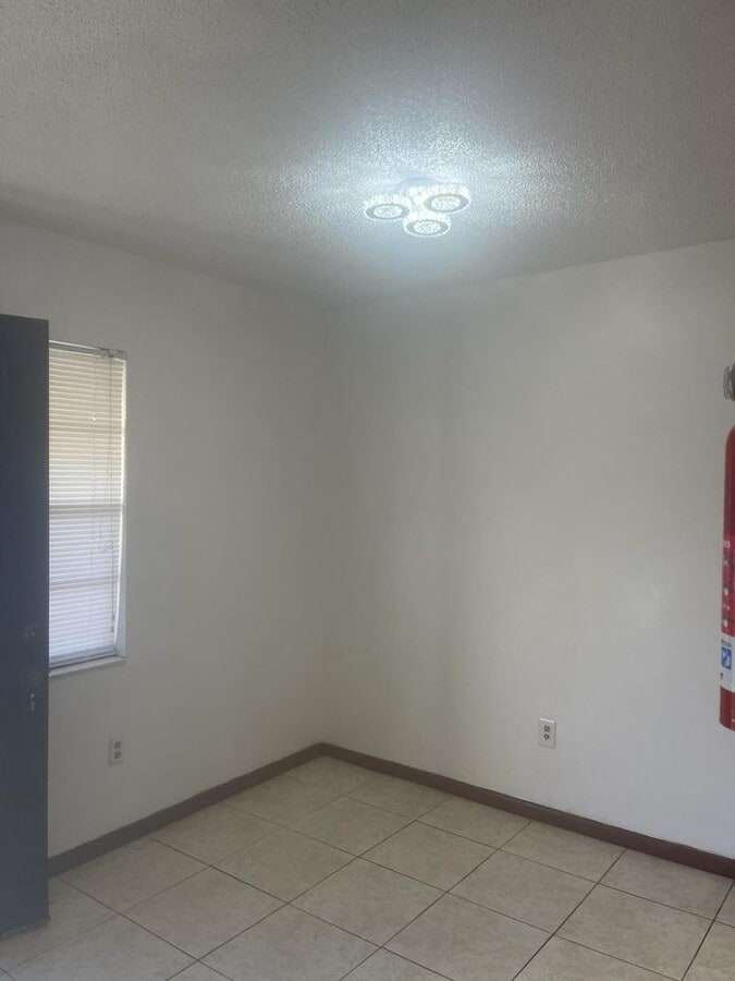Photo - 2226 Leo Dr Unit 2226 C