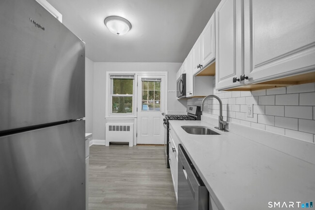 Photo - 66 Blachley Rd