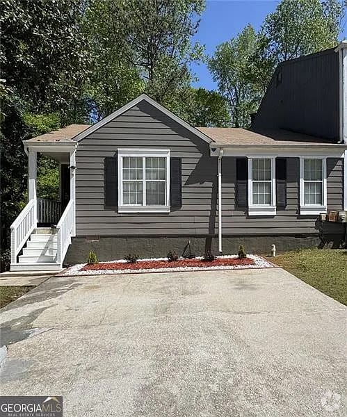 Building Photo - 2080 Charter Ln Rental