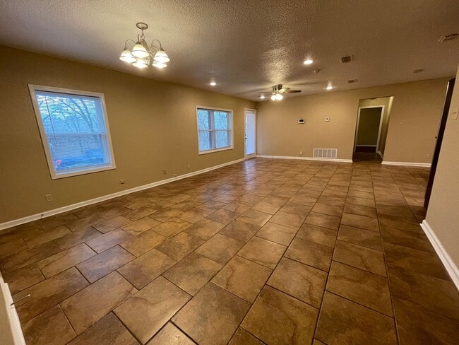 Photo - 7268 County Rd 492