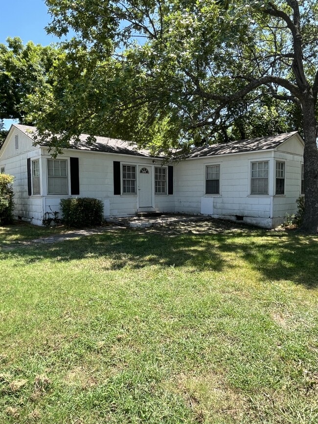 Photo - 1000 S Stockton Ave House