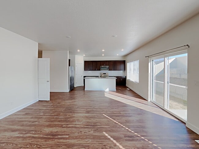 1288 N Rickshaw Ln