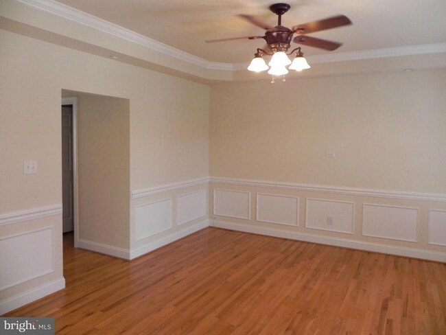 Photo - 110 Camaruge Ct