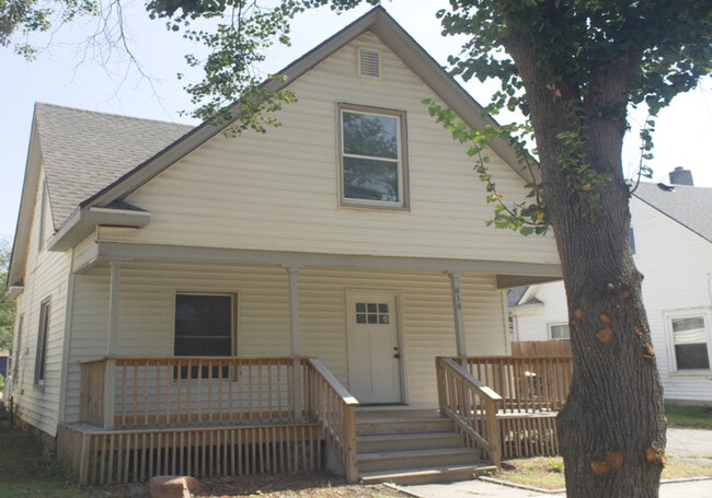 Building Photo - 616 N 30th St Rental