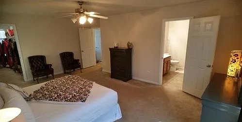 Photo - 788 Gloucester Ln