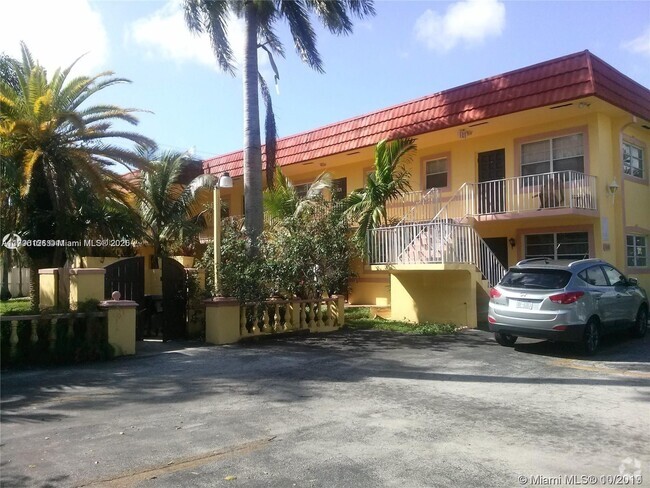 Building Photo - 1826 Cleveland St Unit 1-8 Rental