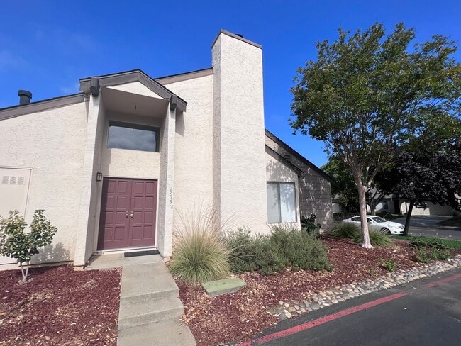 Large 3BR/2BA Townhouse, 2 Car Garage, Was... - Large 3BR/2BA Townhouse, 2 Car Garage, Was...