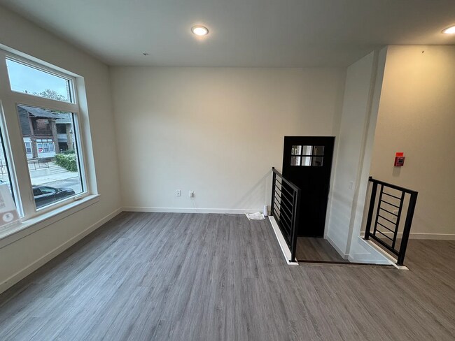 Photo - 5320 Angora Terrace Unidad 1