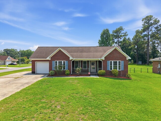 Building Photo - 112 Wilda Dr