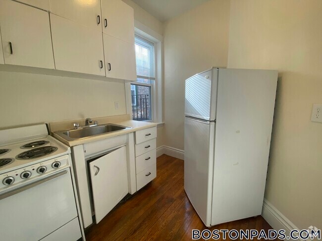 Building Photo - 29 Park Dr Unit 24 Rental