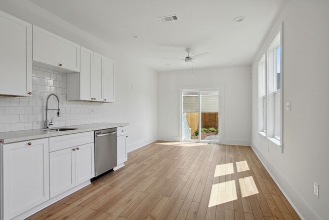 Photo - Newly Renovated 2BD/2.5BA with Covered Driveway