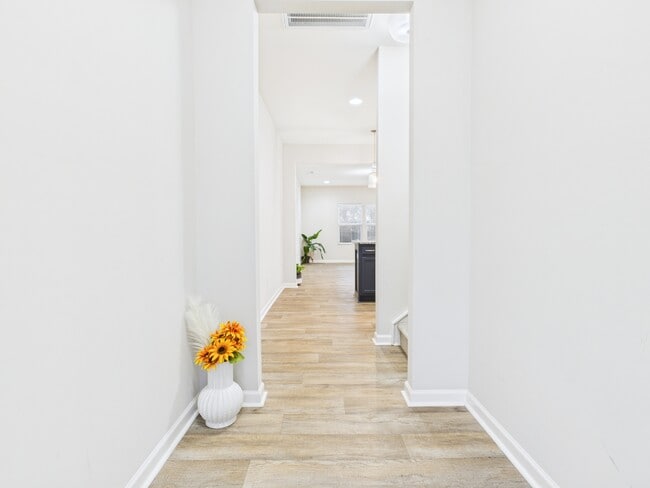 Photo - 5939 River Mdw Ct