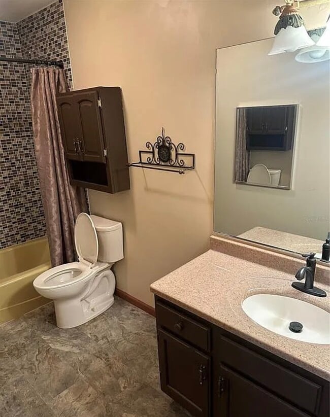 Photo - 2145 NE 45th Ave