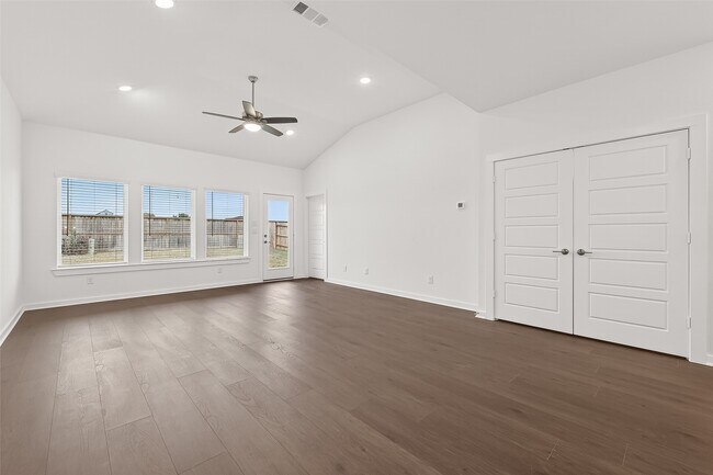 Photo - 32415 Sunbeam Dr