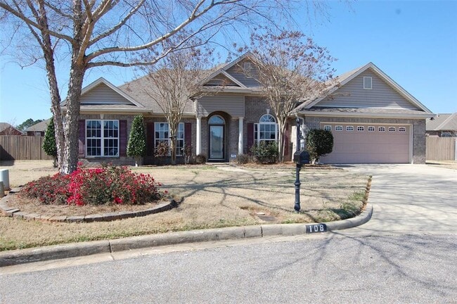 Building Photo - 108 Crenshaw Ct