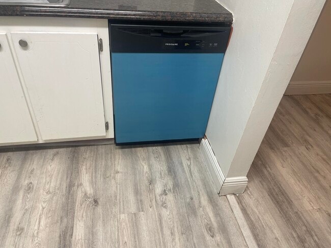 Photo - 400 Village Green Cir W Unit 304