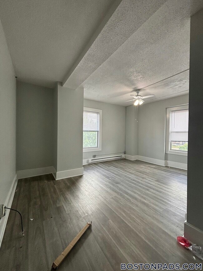 50 Franklin St Unit 512