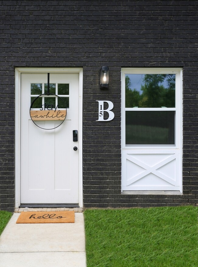 Building Photo - 5001 Massillon Rd Unit 5027 A