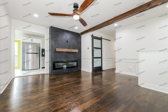 Photo - 7409 Appleton Ave