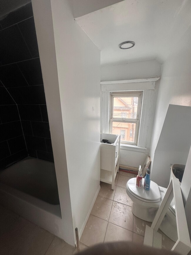 Photo - 45 Finlay Pl