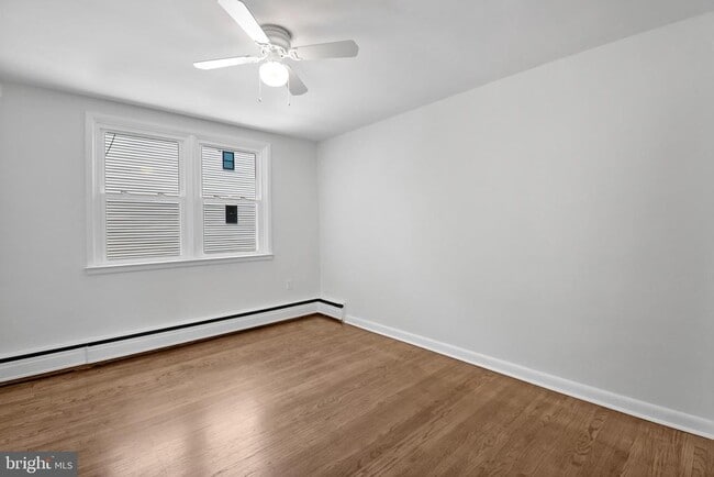 Photo - 2409 Manor Rd Unit 1ST FLOOR