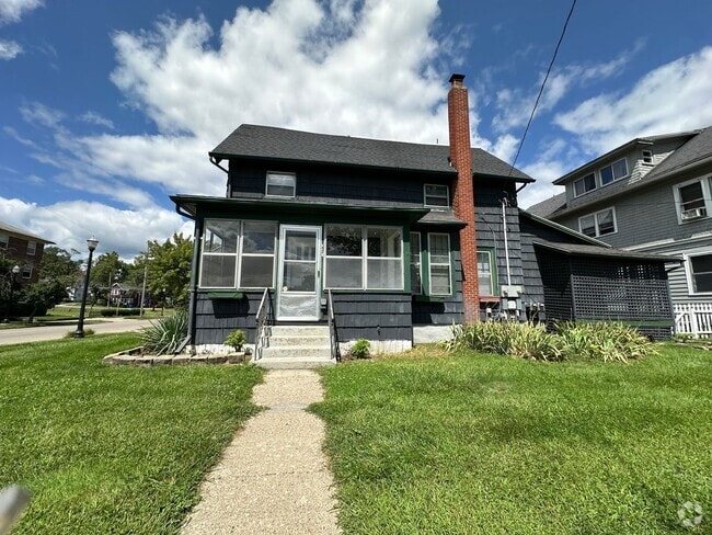 Building Photo - First St 313 w/Wesley St 346 W Unit 346 Rental