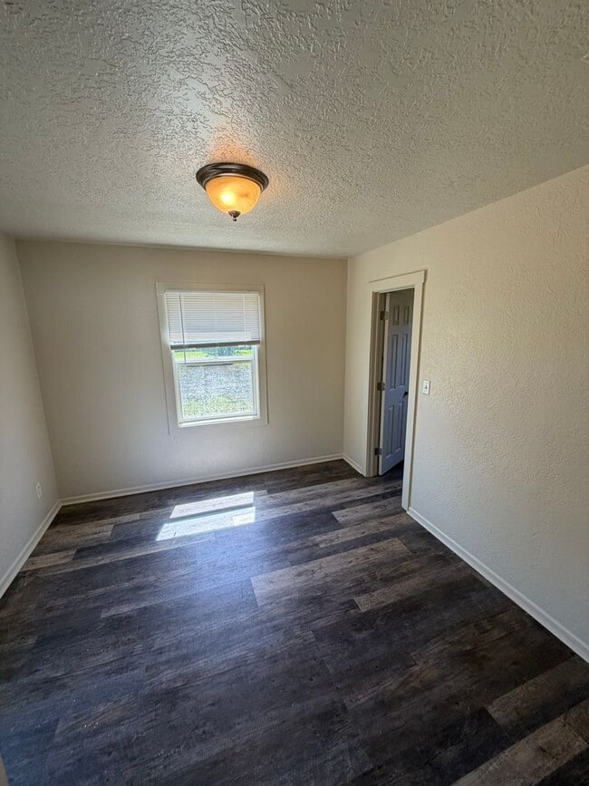 Photo - Cozy 1 Bedroom!