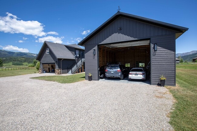 Photo - 92 Ashley Dr