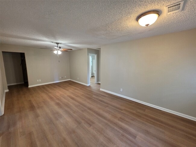 Photo - 18891 Ferne Dr