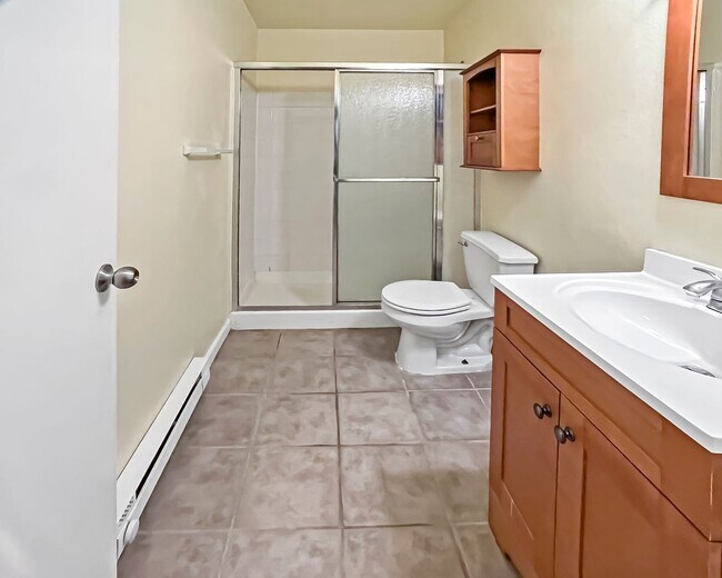 Photo - Spacious Condo next to Magnuson Park