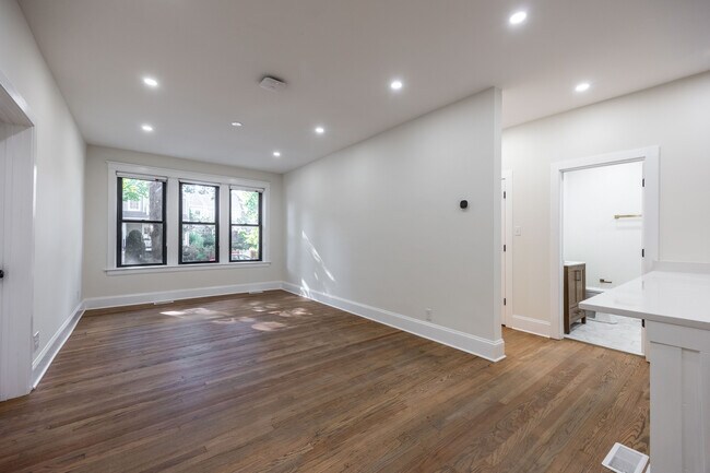 Photo - 4636 N Hamilton Ave Unit 1