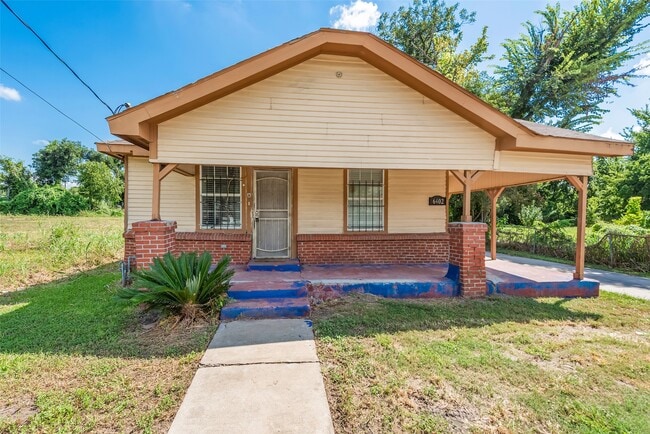 Building Photo - 6402 W Montgomery Rd Rental