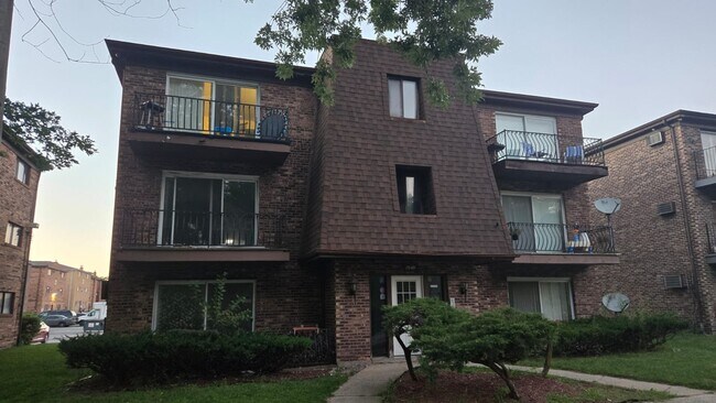 Photo - 1940 Pulaski Rd Apartment Unit 2W