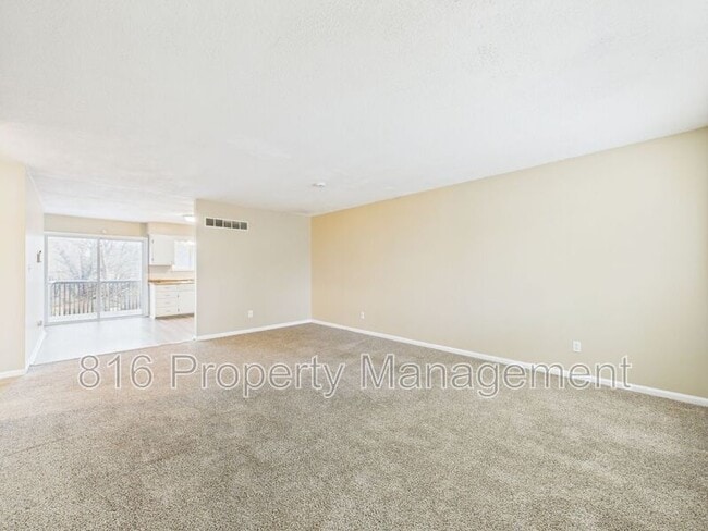 Photo - 131 S Crescent Ave