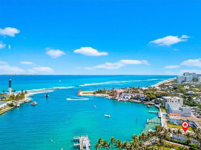 Building Photo - 2508 Bay Dr Unit 4