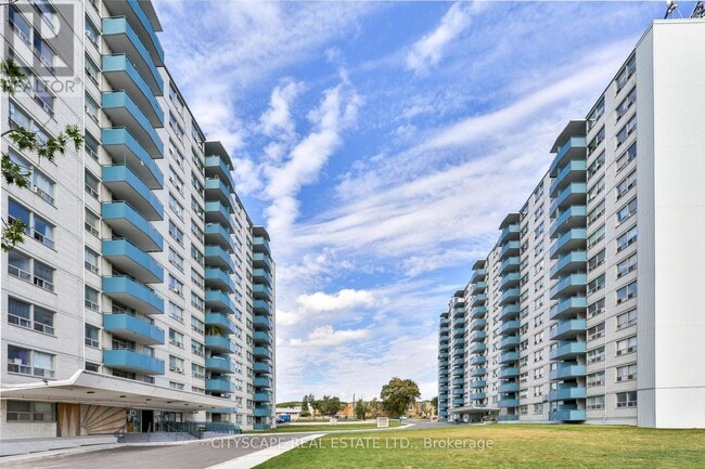 Photo - 1442 Lawrence Ave W Unit 706