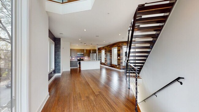 Photo - 1103 9th St NE Unidad 2