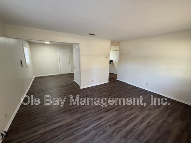 Photo - 6014 Windy Hill Cir S