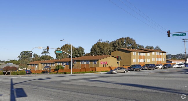 Villa Marina Apartments - Villa Marina Apartments