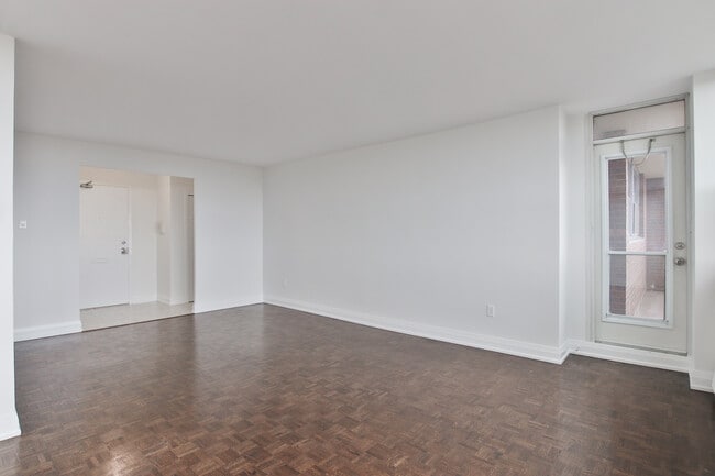 Photo - 185 Shaughnessy Blvd Unité 1504