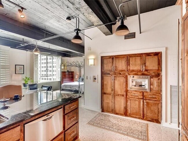 Photo - 710 Colorado St Unit 7E