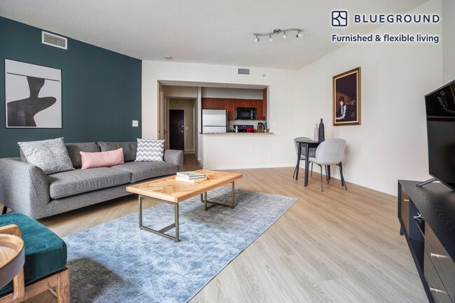 Photo - 2400 M St NW Unidad FL2-ID172